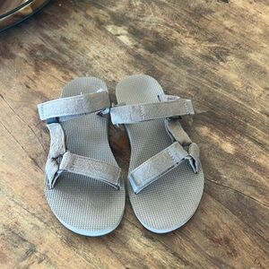 Tevas